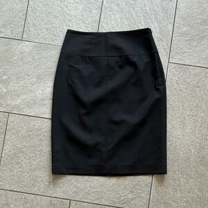 ❣️❣️Banana Republic Classic Black Pencil Skirt